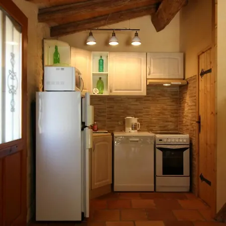 Holiday home Blanquefort, 3 Pieces, 4 Personnes - Fr-1-440-11 Blanquefort (Gironde)
